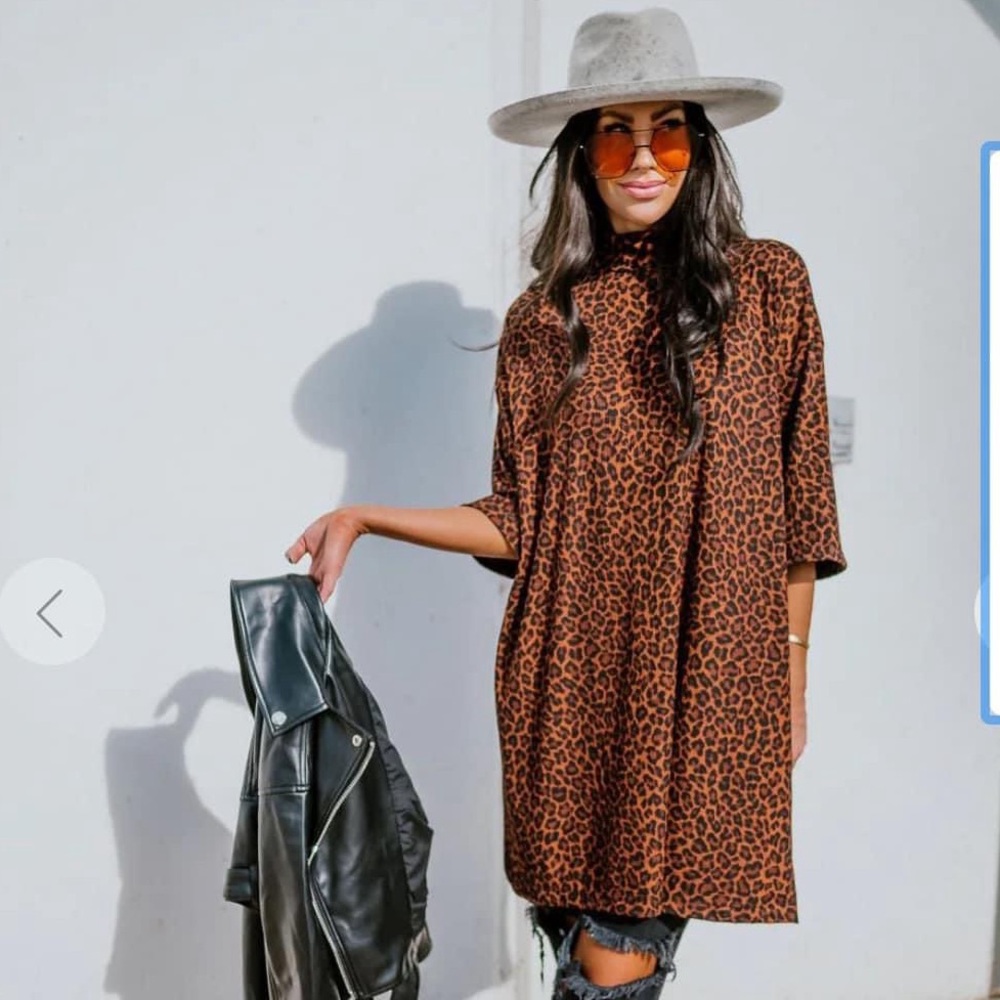 Dressed in LALA mock neck top